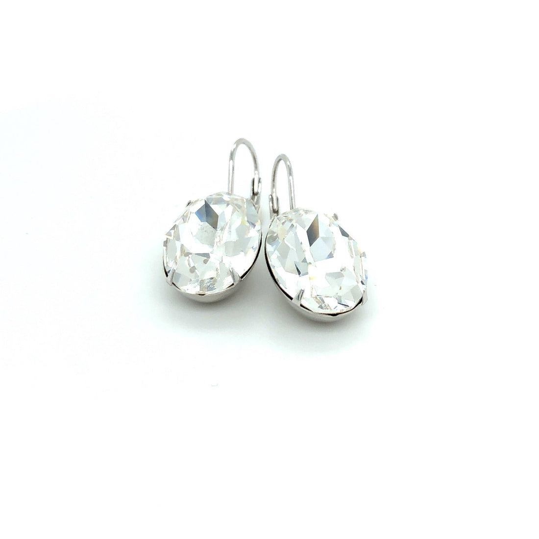 Victoria earrings bianca.