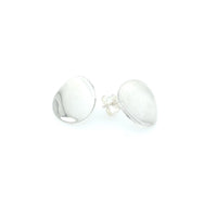 Andante single earrings in silver.
