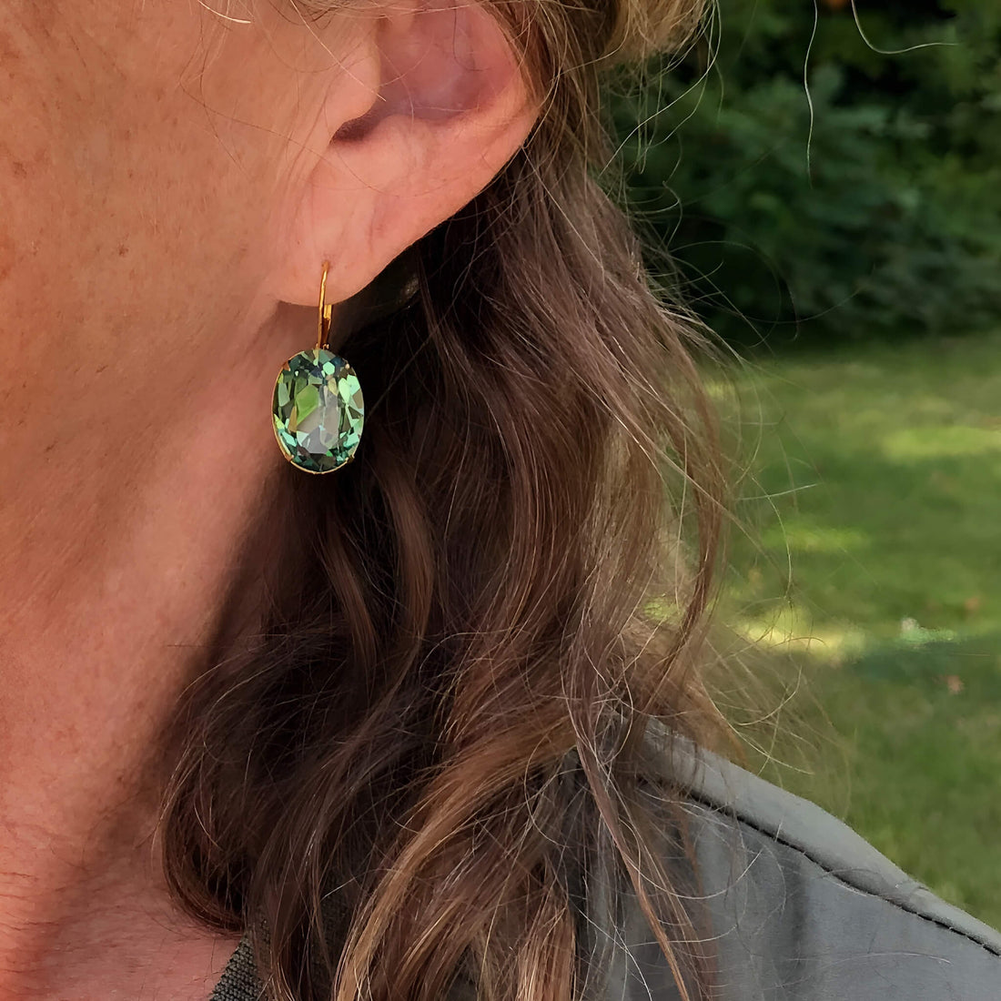 Victoria earrings verde inspiration.